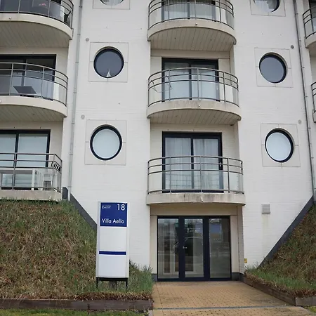 In Near The Marina, Cleaning Included * Nieuwpoort