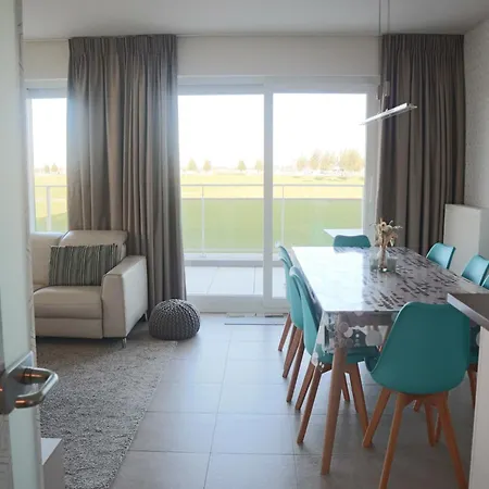 In Near The Marina, Cleaning Included Apartment